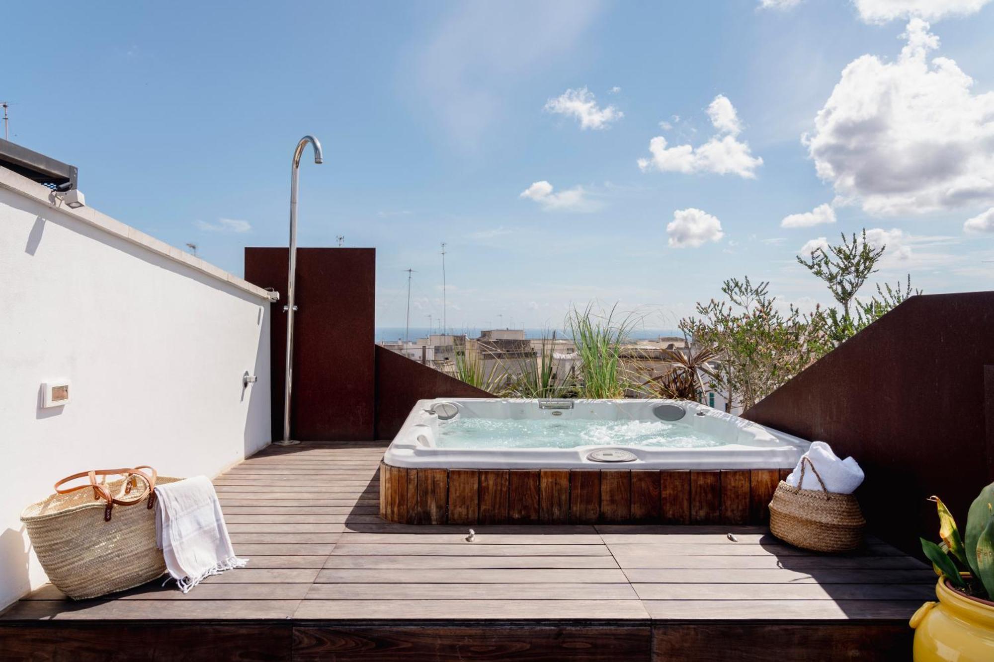 Suite Hot Tub