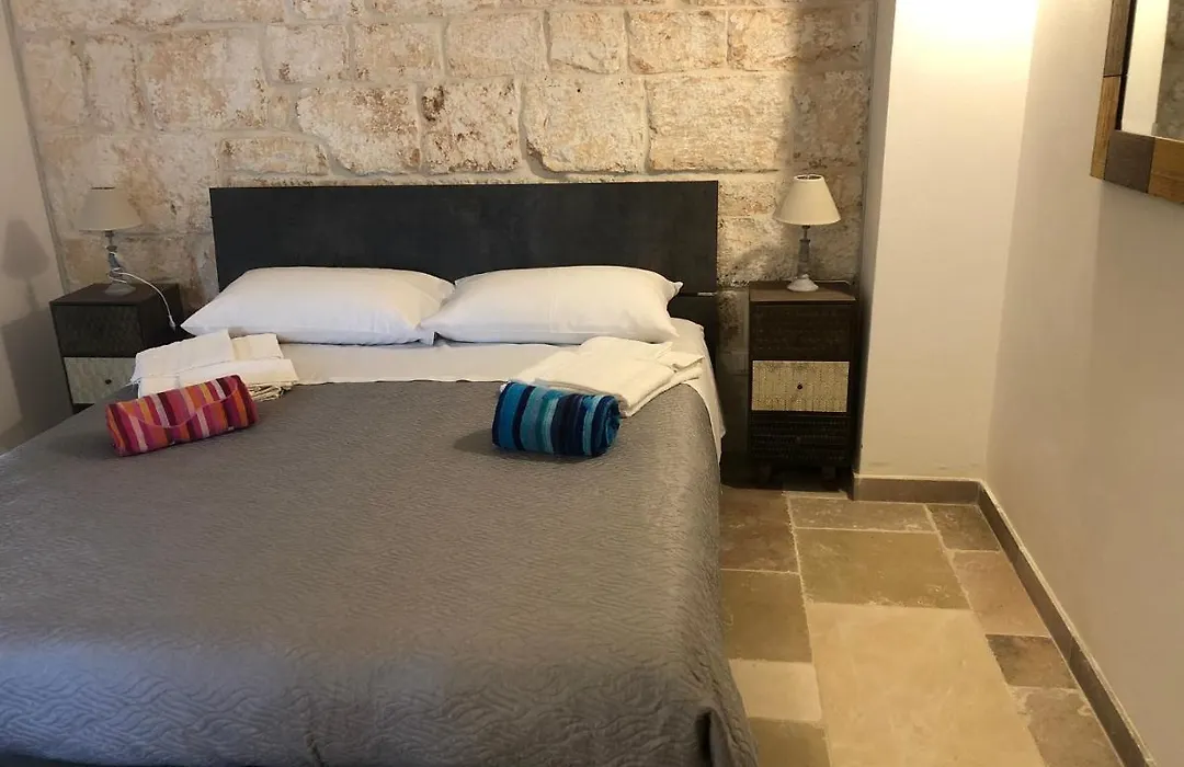 B&B, Chambre D'Hotes In Villa Elena, Affittacamere-1